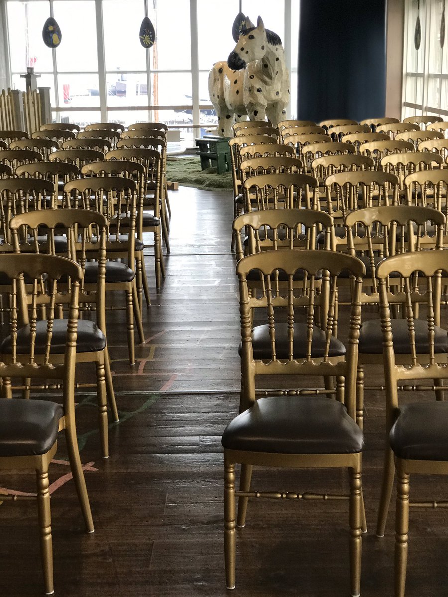 Korlingsord's tweet photo. Tack alla förskolepedagoger för att ni lyssnade, frågade och tänkte tillsammans med mig då jag föreläste på #junibacken https://t.co/V0IIERrA4s