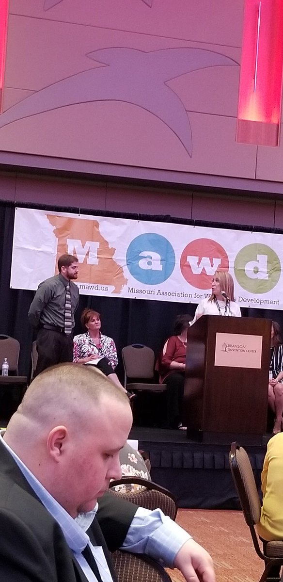 Mary_AnnRojas's tweet photo. Congratulations City of Springfield Department of Workforce Development, honoring Chad Ray as the keystone award recipient at the Missouri Assn of Workforce Development annual Conference. #sgfjobs #missourijobcenter https://t.co/n9iOmZhzxb