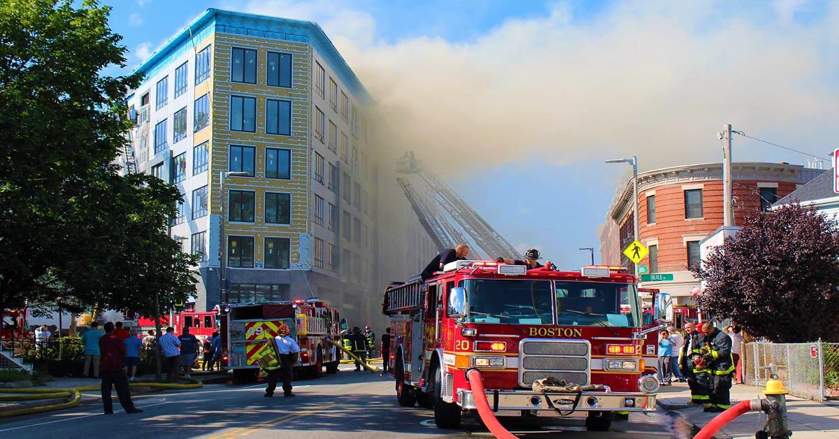 SimScale's tweet image. Find out how to optimize your designs for fire safety and smoke management: ow.ly/UY9Q30ox2Dj #safetyfirst #smokesimulation #SimScale