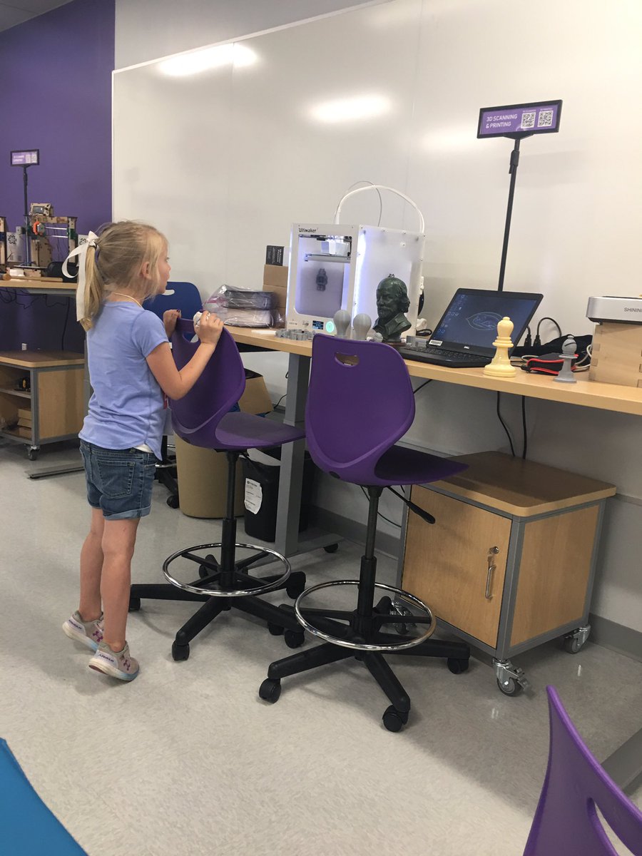 positivitypchs's tweet photo. #curiosity @PosProject #bringyourchildtoworkday @Chantilly_HS https://t.co/5qzjmMTKiD