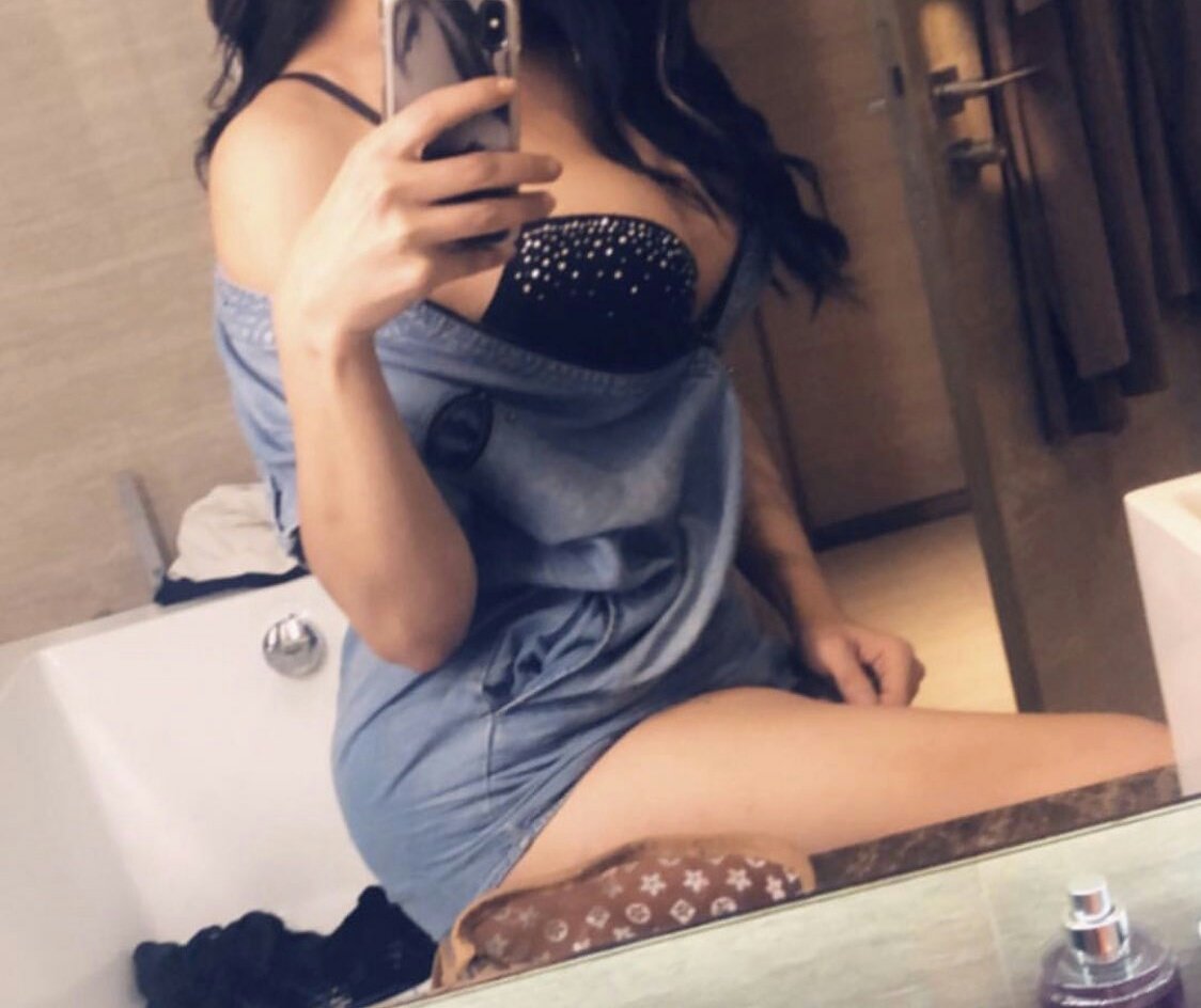 الجاد من الرياض حياكك