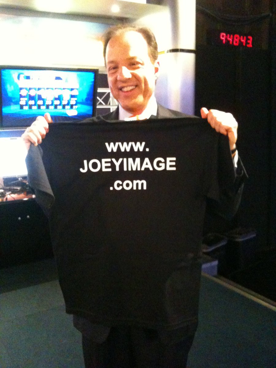 Got a personalized tour of the  @FoxNews TV Studios in 2009. Here’s meteorologist  @NickGregoryFox5 holding his favorite shirt!