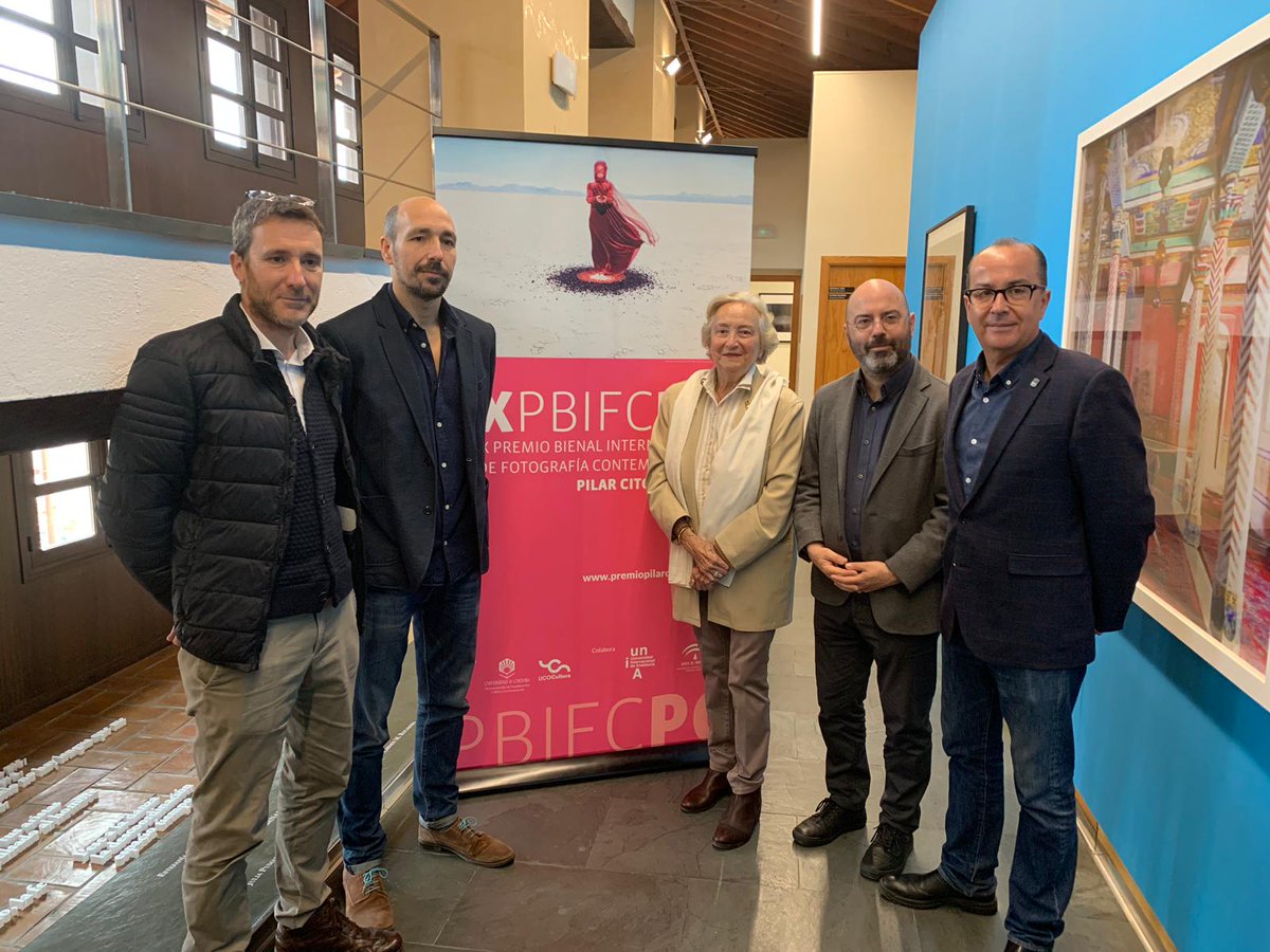 En la presentación a los medios de la X Edición <a href="/PremioPCitoler/">Premio Pilar Citoler</a>, hoy en Centro <a href="/UCOCultura/">UCOCultura</a> <a href="/Univcordoba/">Universidad Córdoba</a>, con Pilar Citoler, VR Luis Medina, comisario Óscar Alonso Molina, ganador IX Ed. José Guerrero y dir. UCOCultura José Álvarez @twjosealvarez