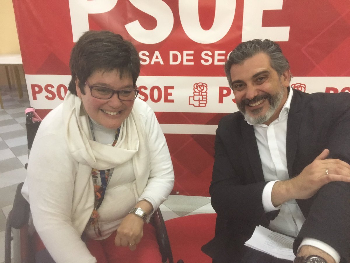 vivinarcosis's tweet photo. 👉 Queda mucho camino, pero sin derechos la sociedad no puede avanzar #SeguirSumant #HazQuePase 
👉 Los 4 años de @SocialistesVal con @ximopuig al frente han sido años de derecho, cabe seguir el camino 
👉 Grande @tlnovelatesis 👏🏻👏🏻👏🏻👏🏻👏🏻👏🏻👏🏻👏🏻👏🏻 https://t.co/WjxWYt0KiY