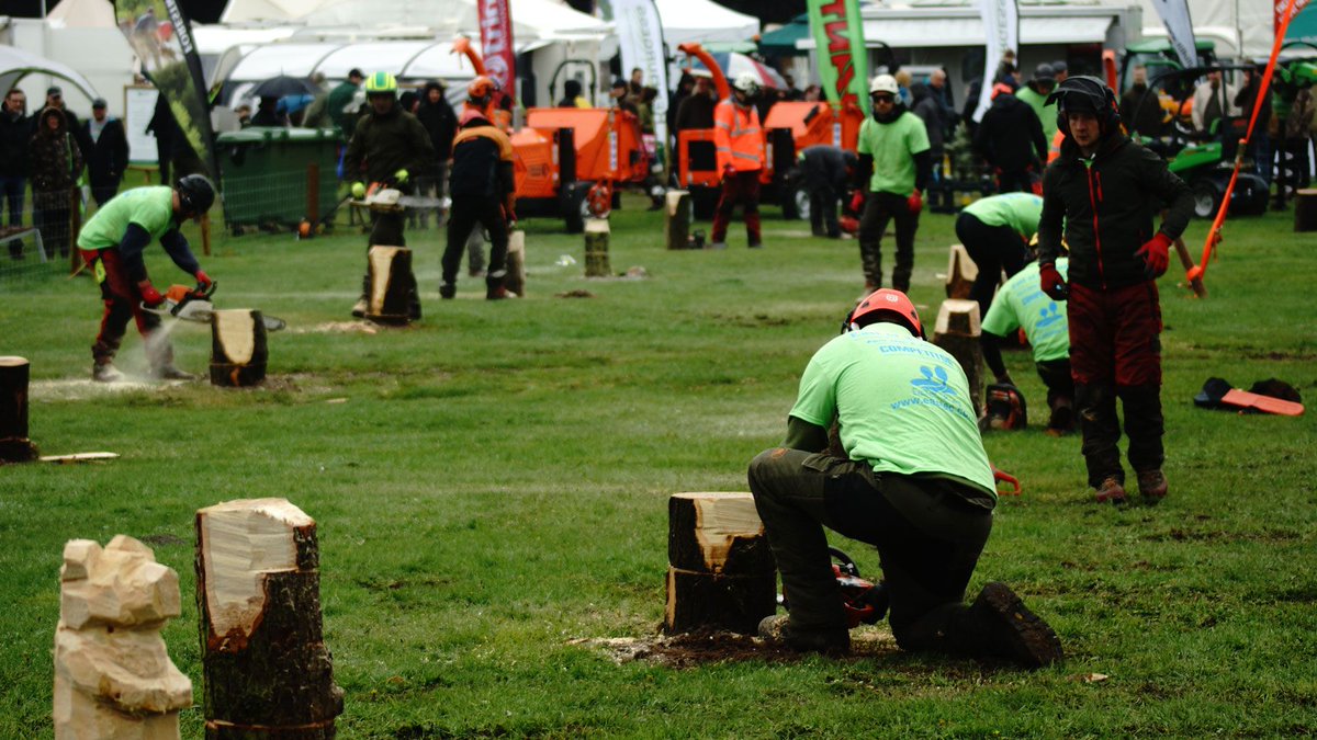 CuttersClimbers's tweet photo. #CuttersClimbers #arblife #ukgamefair #CuttersAndClimbersCompetition #Treework #arbortec #CEUK #avant #EasTecLtd https://t.co/9iOhA3dzDs