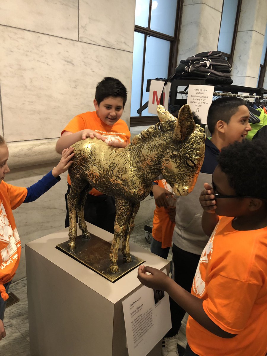 beckchalmers's tweet photo. 4th graders had fantastic day of learning @DIADetroit. Thank you for having us! @WalledLkSchools @WixomEl https://t.co/LEKWPF3Xr0