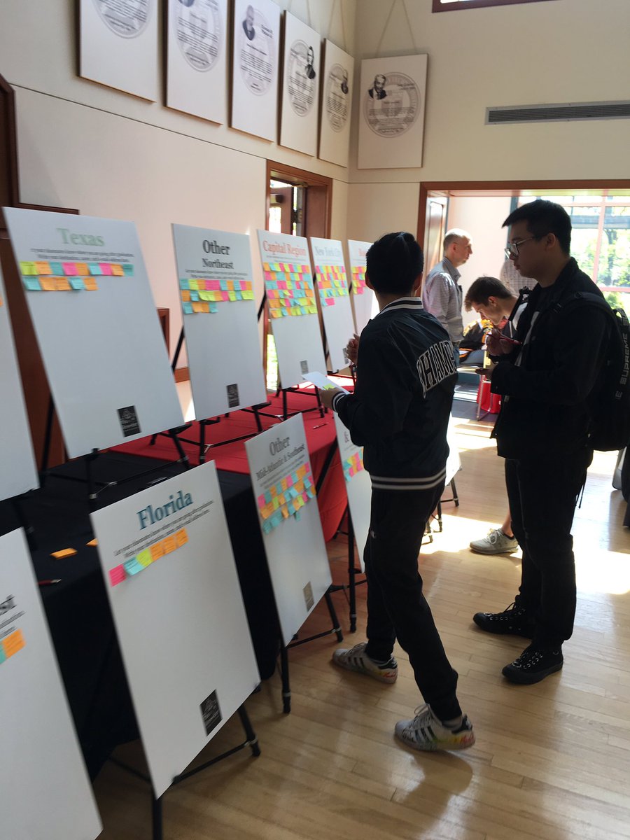 RPIAlumni's tweet image. Graduating students began the transition towards Commencement today w/ #StatusCheck, where they pick up tickets, write thank you’s to donors, and place their name on the regional boards to share where they’ll be going after graduation! Congrats to #RPI2019! @rpi @Give2Rensselaer