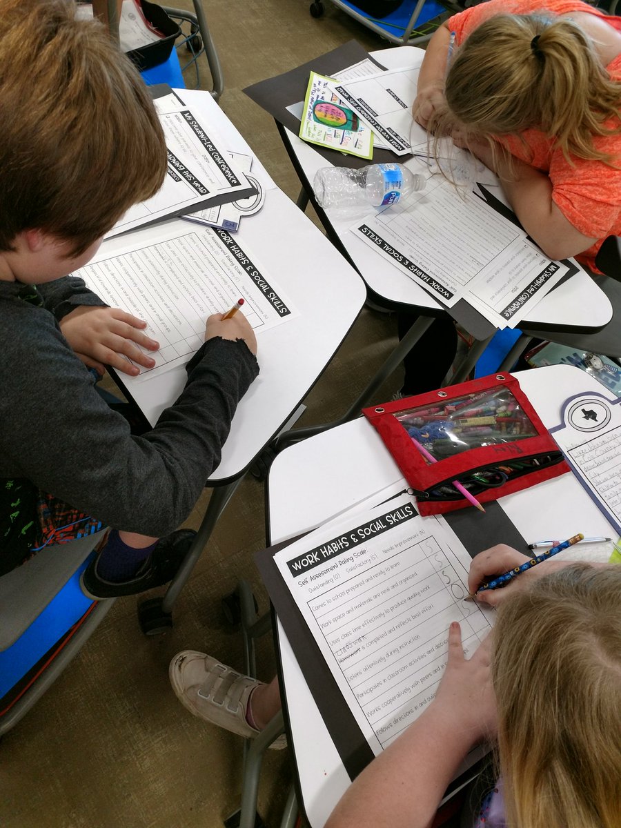 MrsNMills's tweet image. Reflecting on work habits &amp;amp; social skills for Student Led Conferences tomorrow #workinprogress #reflectioniskey