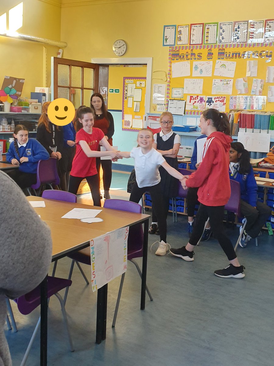 BonnarElaine's tweet photo. P6b were delighted to invite someone special along to share their learning this morning! They did such a wonderful job demonstrating their knowledge and skills in creative and fun ways 👏👏👏 made me very proud 😊 #proudteacher #sharinglearning @NewtongrangePS https://t.co/9e6lXByojf