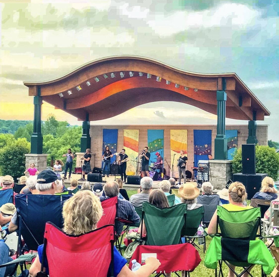 The 2019 #PegEgan Sunset Concert Series schedule is here! Stop out and #enjoyeggharbor with us on Sunday evenings! 

eggharbordoorcounty.org/events/peg-ega… 

📸 IG: dsj5777