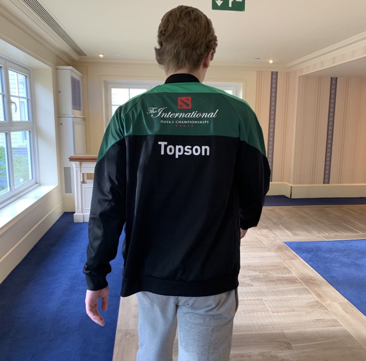 Og On Twitter Be Careful At Disneyparisen Theres A New