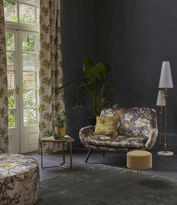 clarkeandclarke's tweet photo. Exotica
Birds of paradise, passion flowers &amp; exotic island life dazzle against opulent velvets, rustic linens, embroideries &amp; intricate weaves.With 45 colours,this collection is a seductive homage to tropical island life
.
.
.
#velvets
#linens
#embroideries
#clarkeandclarke https://t.co/nv1zUzIQ6F