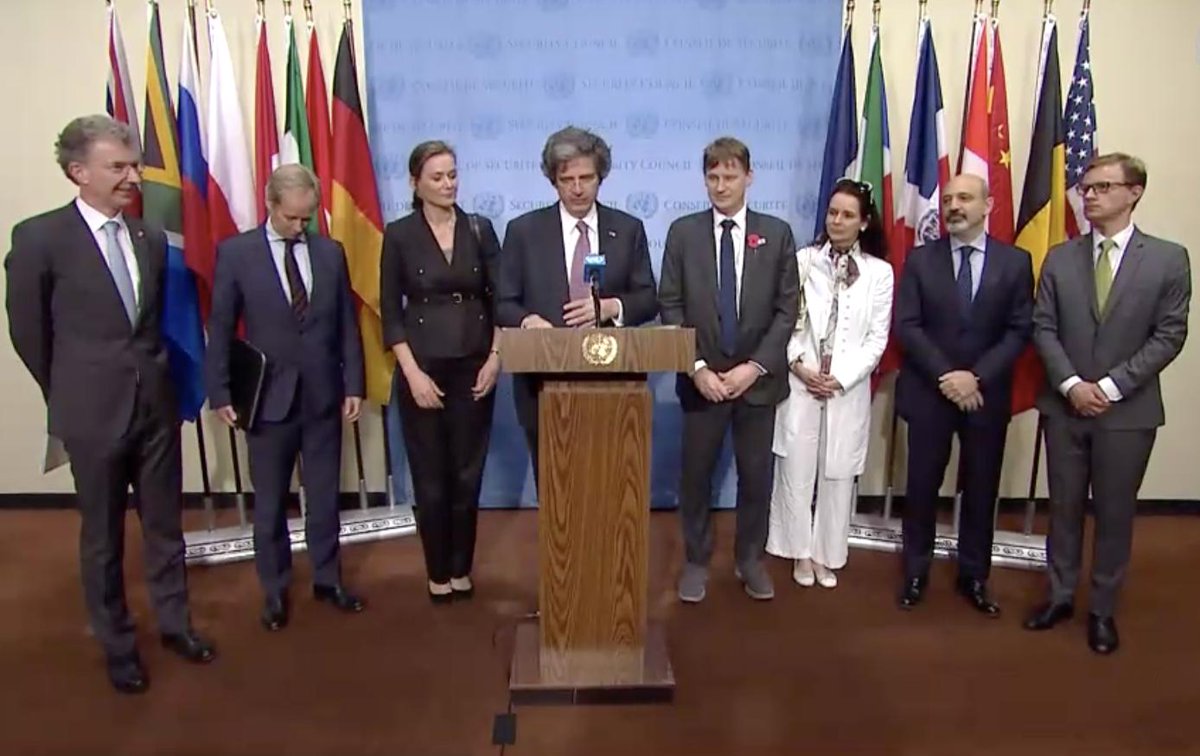 GermanyUN's tweet photo. Ahead of #UNSC meeting, #EU8 🇪🇺 members stand together to express their full support for #Ukraine's independence & call on all parties to fully implement their commitments under the #MinskAgreements.
➡️View the full statement: https://t.co/kS6jMKdN80
#GERinUNSC #strongerUNited https://t.co/RIerSbJvM6