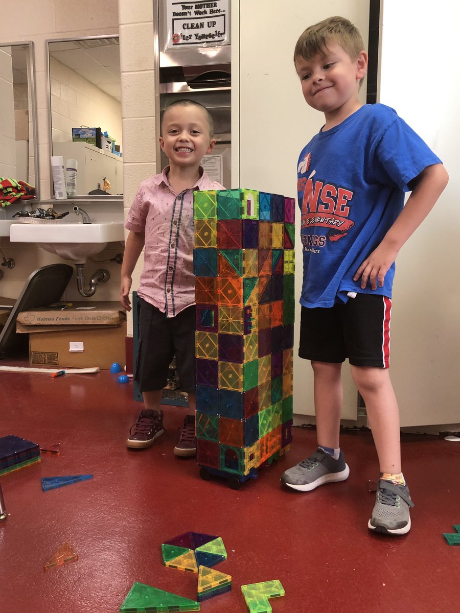 MsRogersNSE's tweet photo. Kindergarten GT having fun with magna-tiles! #giftedandtalented #April19NSE https://t.co/YXGBmknpNu