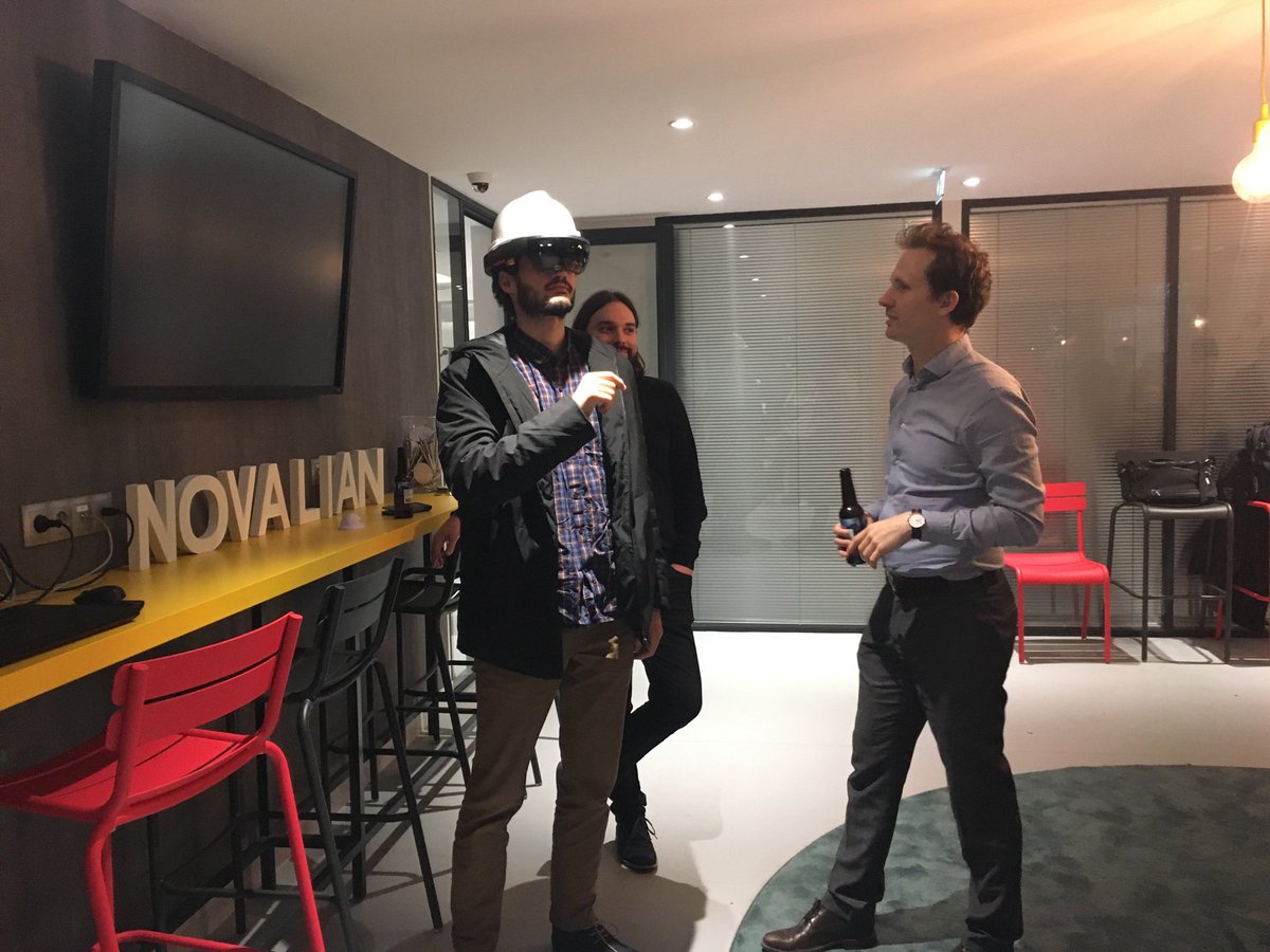 Novalian_fr's tweet photo. Démo par #BIMmyProject de leur solution en #réalitémixte #MixedReality #MeetupNovalian https://t.co/6szTpo6oeX