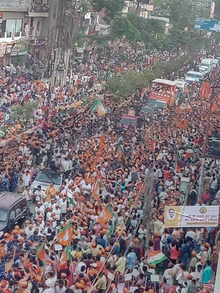 VishalS55897262's tweet photo. Trailer of modi wave #TheGreatModiShow https://t.co/A7ypVbviqW