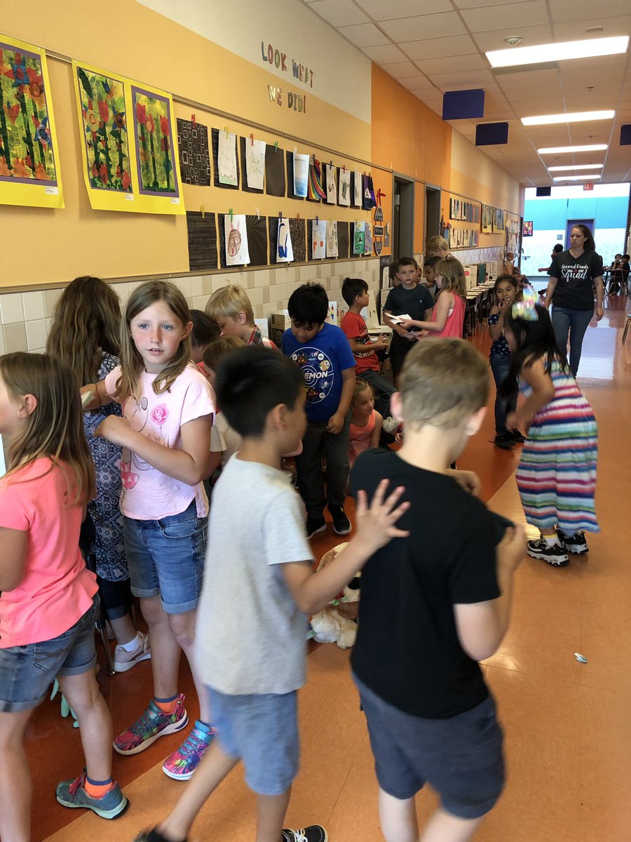 MrsBelksClass's tweet photo. 2nd grade businesses have been a huge success!! Lots of goods &amp; services!! @ColtElementary #coltriseup https://t.co/RKde0PcBdN