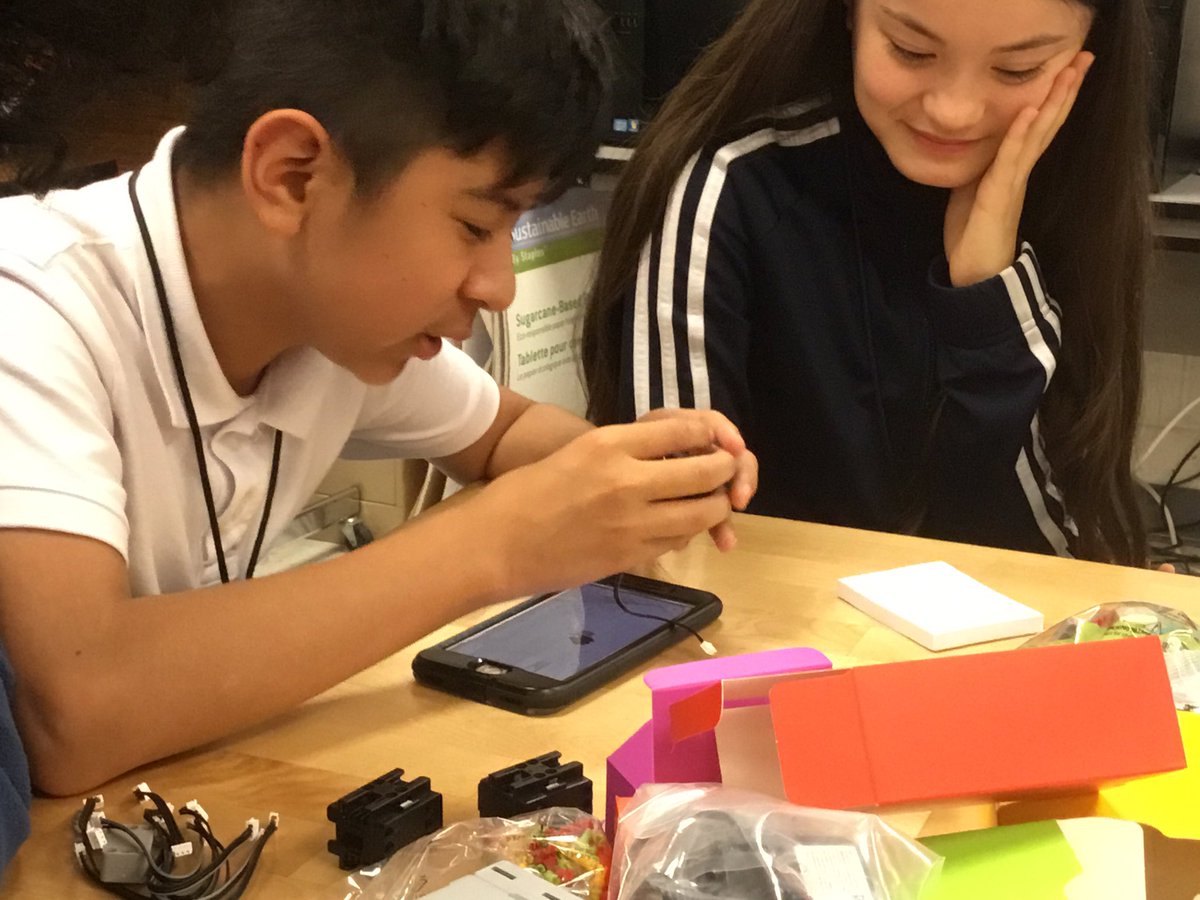 STUCOachQ's tweet image. @UBTECHRobotics I’ve already purchased the #Meebot and #Unicornbot for my class. If I were to purchase another one of your robots for my robotics and coding class which one should I purchase? Help me @UBTECHRobotics you’re my #onlyhope #futurecoders #robotbuilders