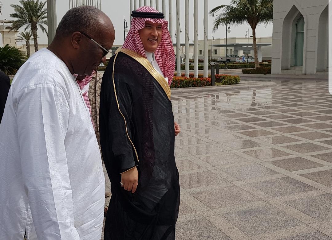 rochkaborepf's tweet photo. Mes remerciements aux autorités saoudiennes et à mes compatriotes de Djeddah pour leur accueil chaleureux lors de mon escale technique ce jeudi sur le chemin du retour à Ouagadougou. https://t.co/8KFFc8XzXc