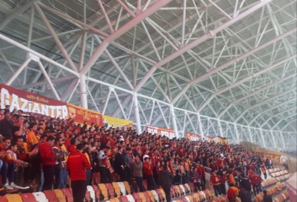 Malatya'da Galatasaray tribünü! #ultrAslan #Deplasman
