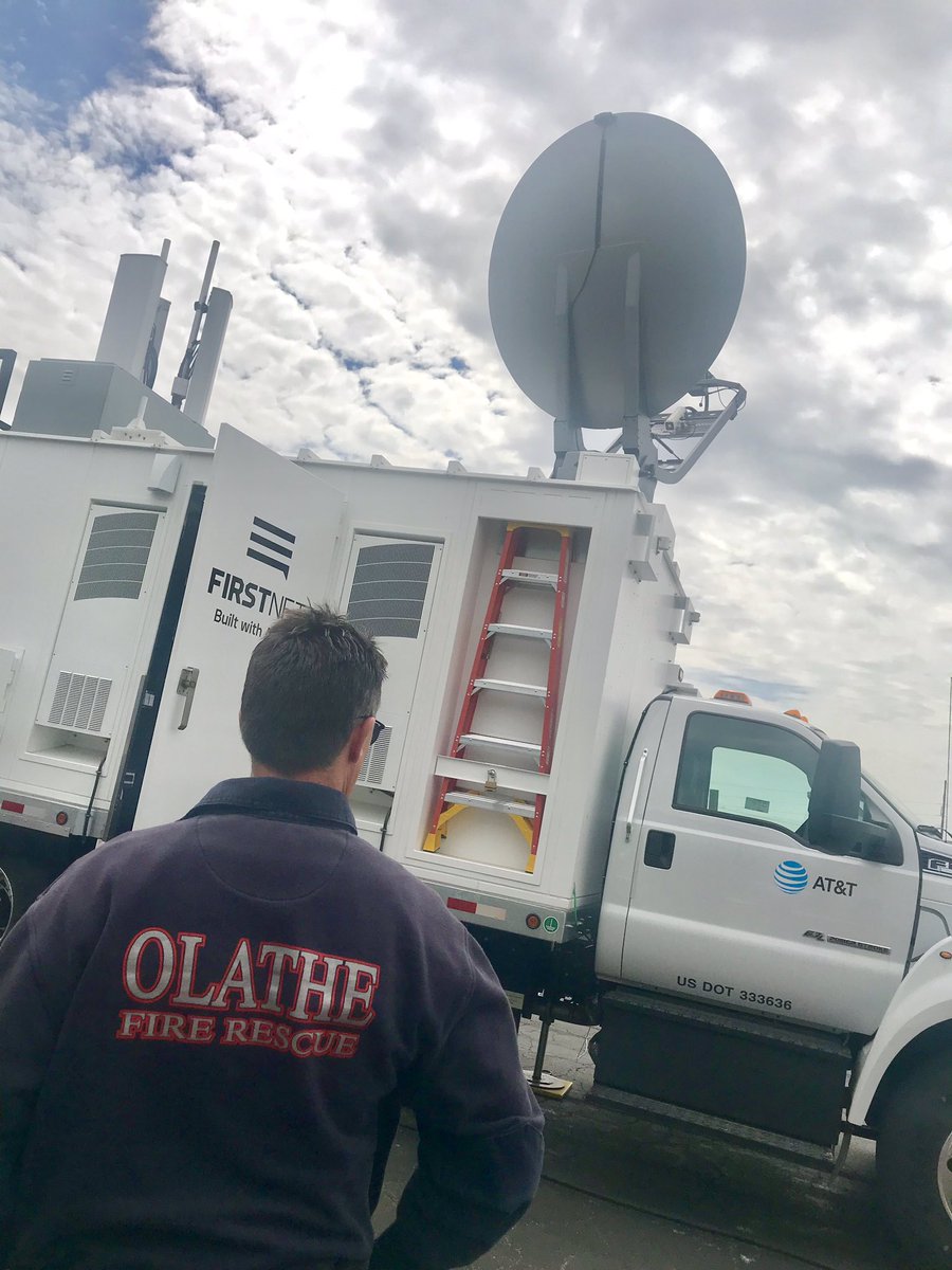 Jeff DeGraffenreid tweet media