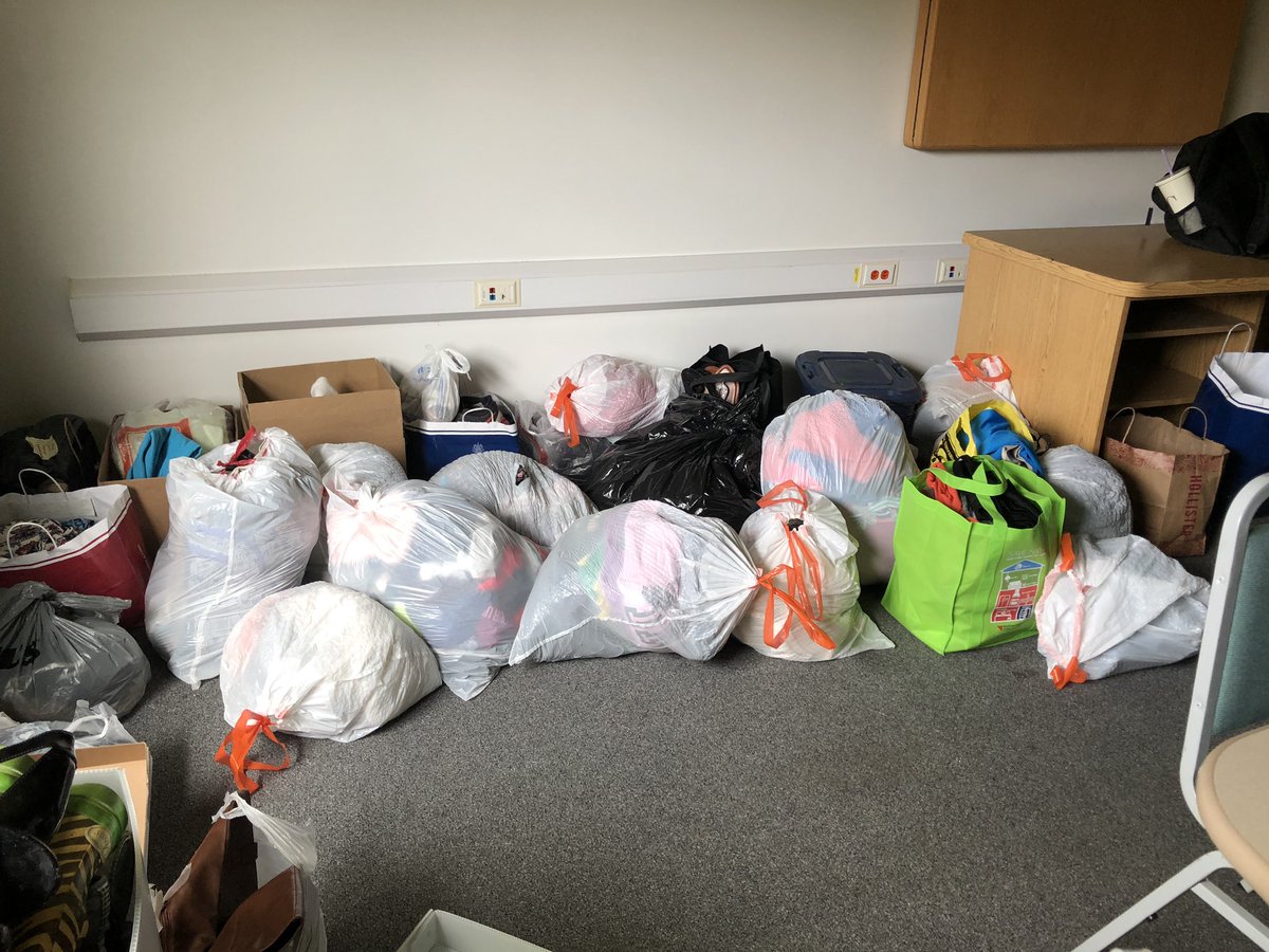 ServiceAhs's tweet photo. Thank you to everyone who has already donated! We have 8 boxes filled with clothes and still many bags to go through! If you haven’t donated yet, you still have until April 30! https://t.co/6kZeD9atWP