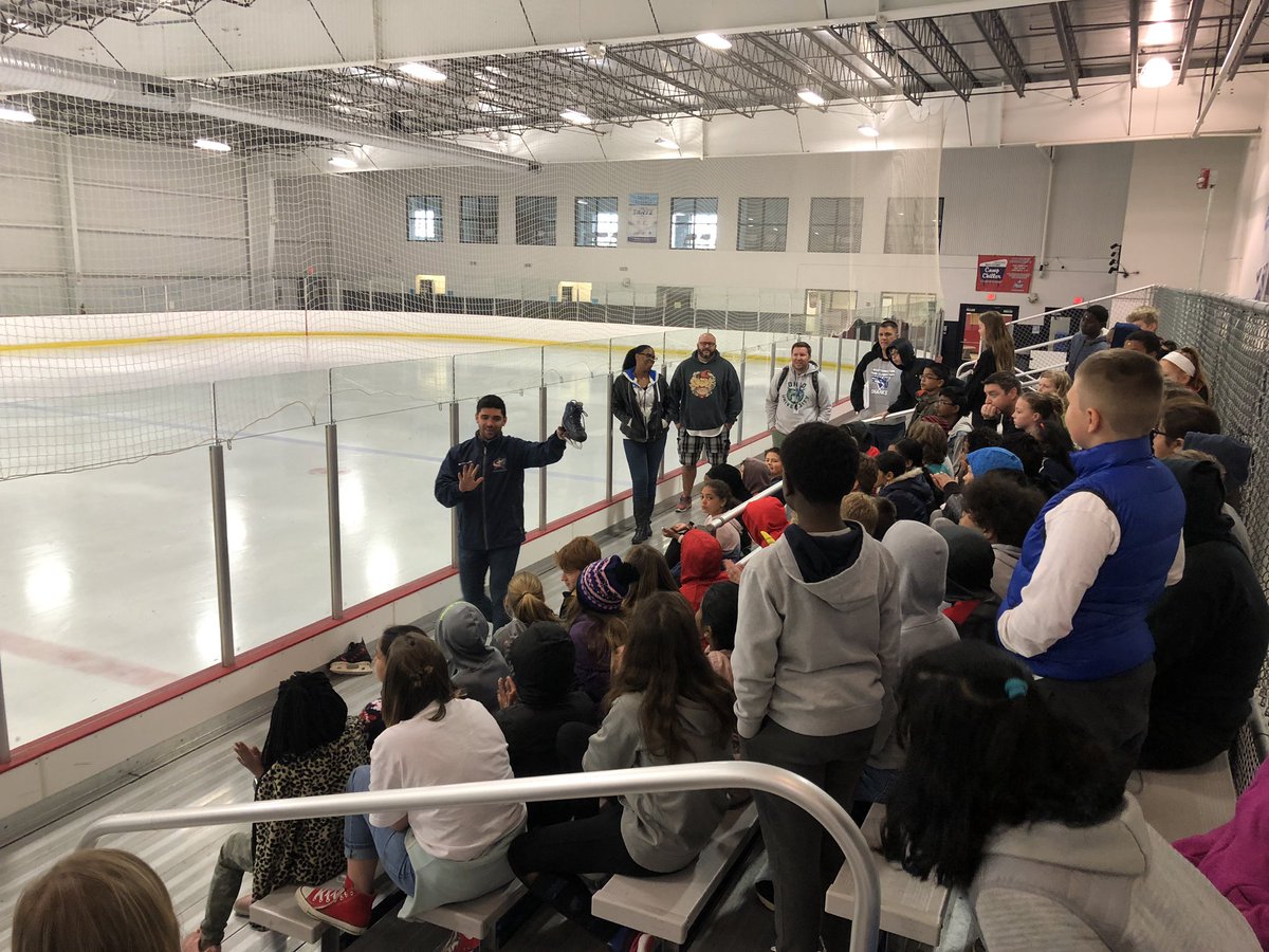 We have been having a fun week learning all the STEM behind hockey, and celebrating <a href="/BlueJacketsNHL/">Columbus Blue Jackets</a> in the process! The kiddos got to build their own hockey nets in science class, and also got to attend The Chiller and try out skating for themselves! 😊 GO JACKETS! 💙❤️⛸