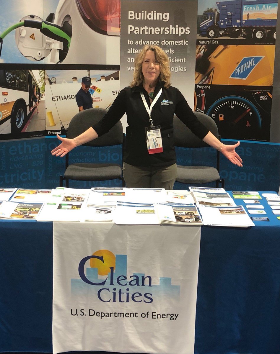 UtahCleanCities's tweet photo. Clean Cities booth at the #ACTexpo!
Connect with us to talk about #AlternativeFueling #AdvancedVehicles and how to make your Fleet #Green
#GreenFleets #CleanCities @ACTExpo https://t.co/tM7S1mB8ez