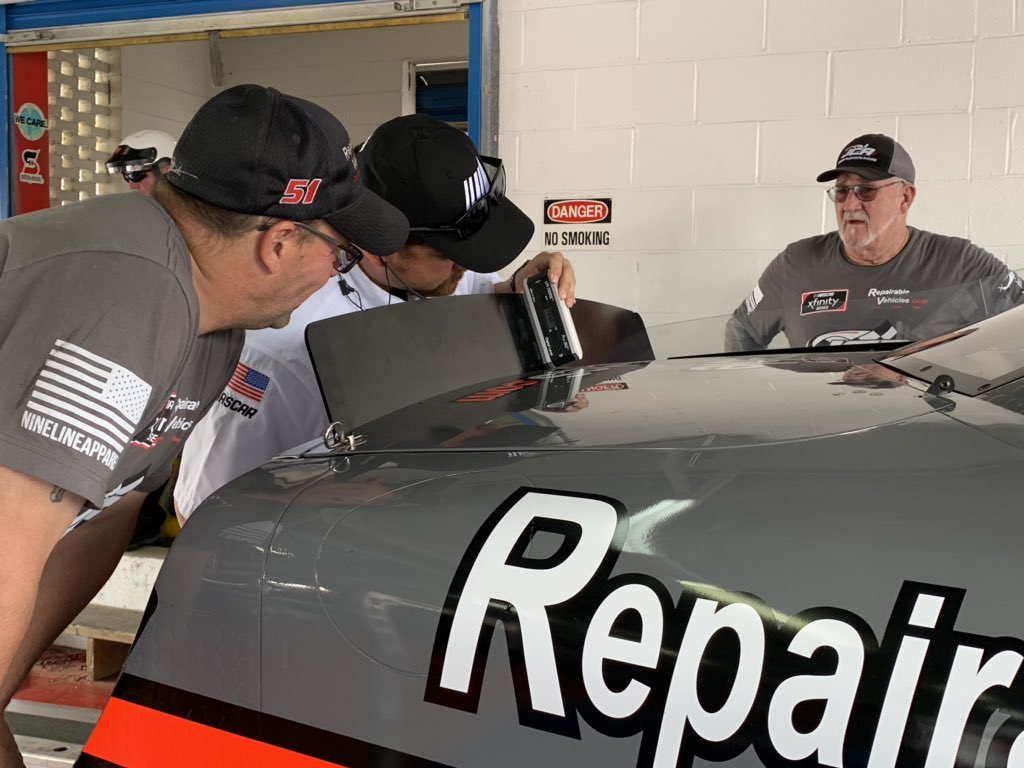 NXSinsider's tweet photo. No on track activity at @TalladegaSuperS for the @NASCAR_Xfinity series today.
The guys are going thru tech getting the @JClements51 @Repairable1 5️⃣1️⃣ ready for Fridays practice.
#MoneyLion300 • #Dash4Cash
#NOCUPDRIVERS • #thisistalladega https://t.co/PyfcNZKFSH