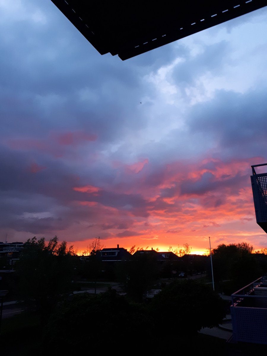 Lientjuh538's tweet photo. #mooi #punt https://t.co/ISpim29kGU