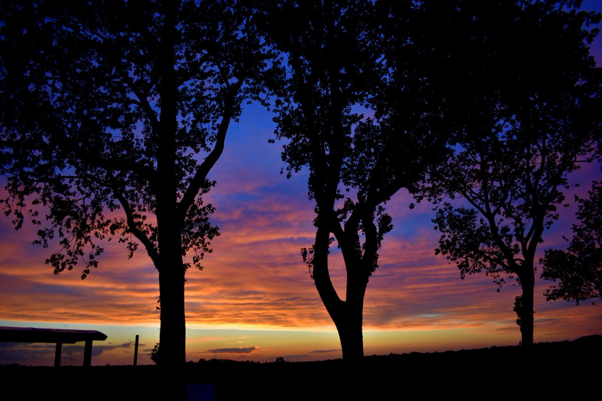 RdenBoer82WX's tweet image. Colorful #Sunset in Brouwershaven, The Netherlands @StormHour #Zonsondergang #Zeeland