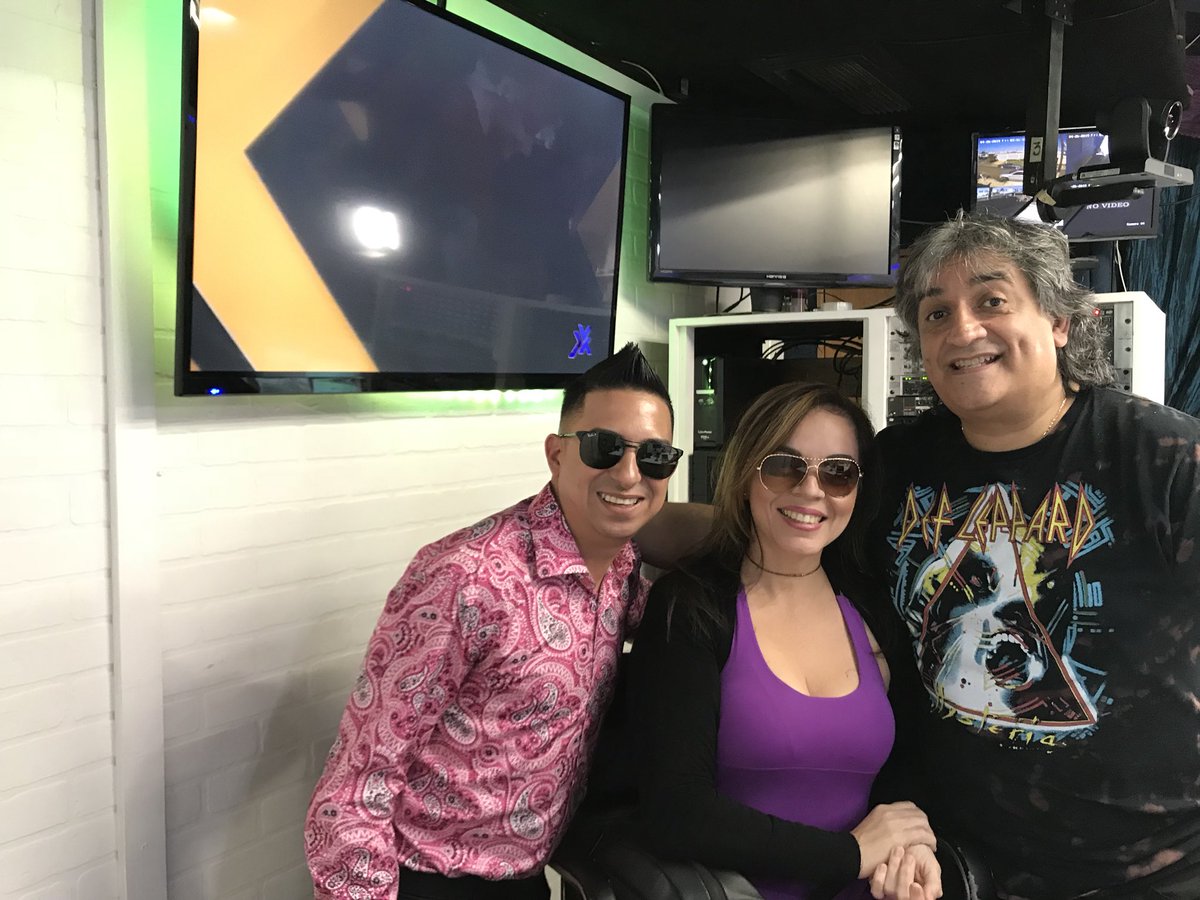 GEVENTOSPR's tweet photo. ¡Gracias! A #XLEVEL y #AbuenahoraConMaribel, por la espectacular entrevista de @jlois9.
¡No olvides descargar su nuevo sencillo musical #YaNoMeImporta, en tu plataforma digital favorita! https://t.co/bHvD0eKylo