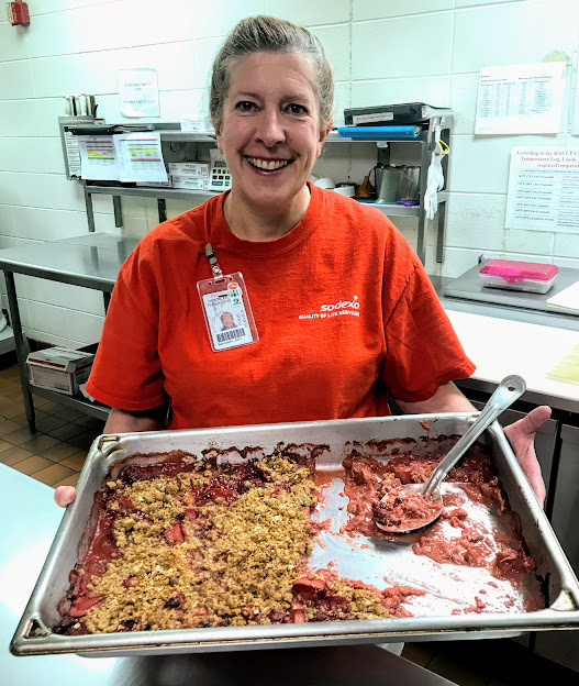 Jill Barnason, Adams Middle School, is all smiles today.  One of the signature programs Sodexo offers in the North Platte Elementary Schools is the A to Z Salad Bar. Today, we had R and S, and Jill prepared 36 pans of “Rhubarb, Strawberry Crisp” 

<a href="/nppp/">nalin panduka peiris</a> <a href="/bsnowden11/">Bob Snowden</a>