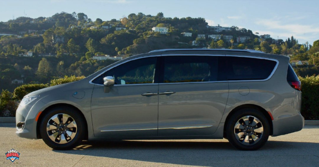 Yes, it's a minivan - yes it's a hybrid. What could be better? With the 2019 Chrysler Pacifica Hybrid, you are getting the best of both worlds. Stop by Capital CJD today to learn more about this one-of-a-kind vehicle! capitalcjd.com/posts/blog-201…
#capitalcjd #chrysler #workday