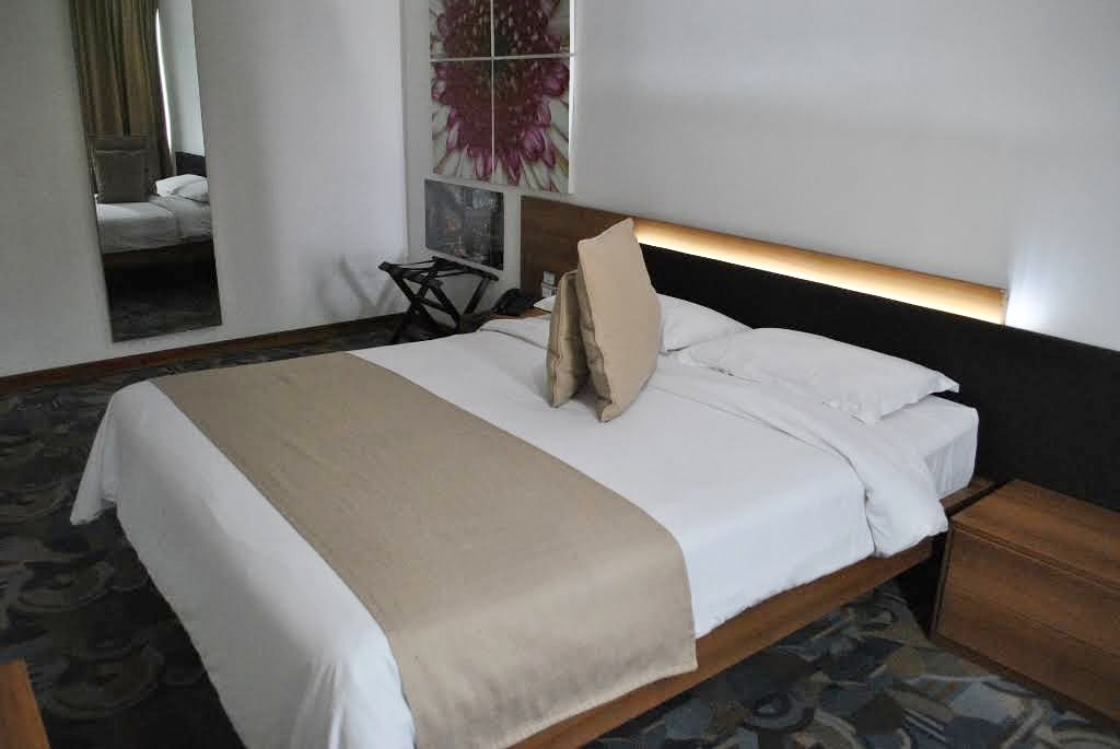 Las mas comodas, seguras y amplias habitaciones te esperan aqui.
.
Si vienes a #Caracas no olvides reservar 👇
.
📞0212-5078834 📧Reservaciones@hotelalexccs.com
.
#HotelAlex
#MasQueUnHotel
#Caracas
#LaCandelaria