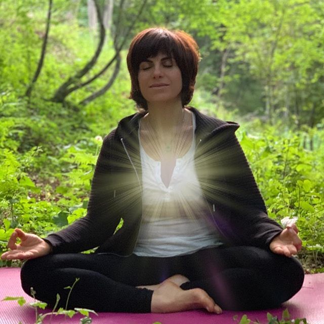Divinaluxestate's tweet photo. Practicing a secrete practice of Inner Engineering in my magical forest! Wow! What an experience of an amazing vibration of life, to which we are all connected and is what we really are. Daily practice of Inner Engineering helps you to enter this dimensi… https://t.co/d2Icf1hHxa https://t.co/hdJg7fXIVv