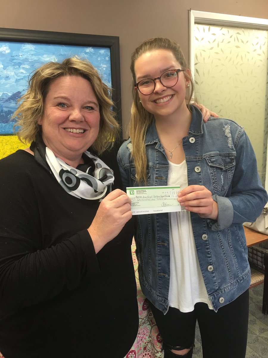 MFRSS's tweet image. 2 years in a row this amazing young woman has raised funds for our organization. Thank you so much Kendall! @kbakes62