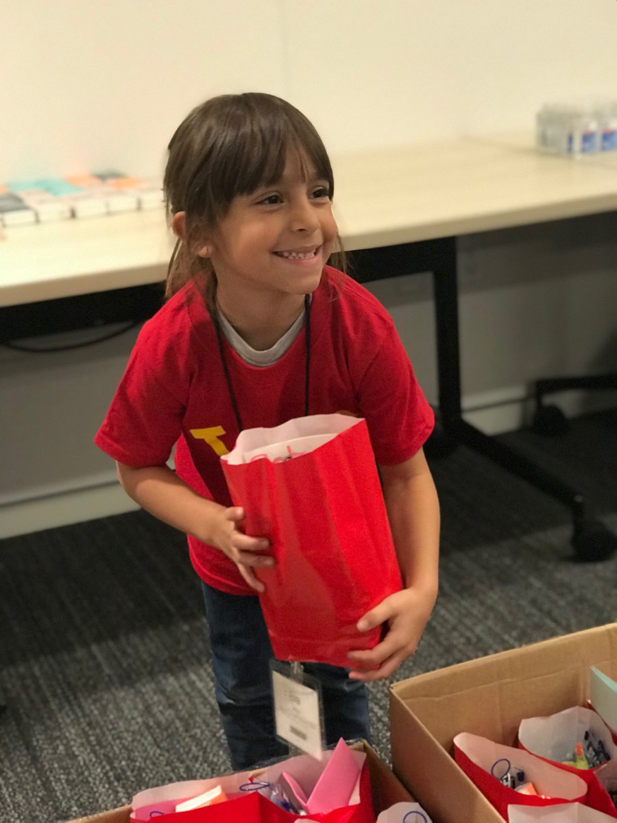 RMHGlobal's tweet image. Thank you @McDonaldsCorp for including RMHC in today's Bring Your Child to Work Day festivities! #TYKTWD #KeepingFamiliesClose