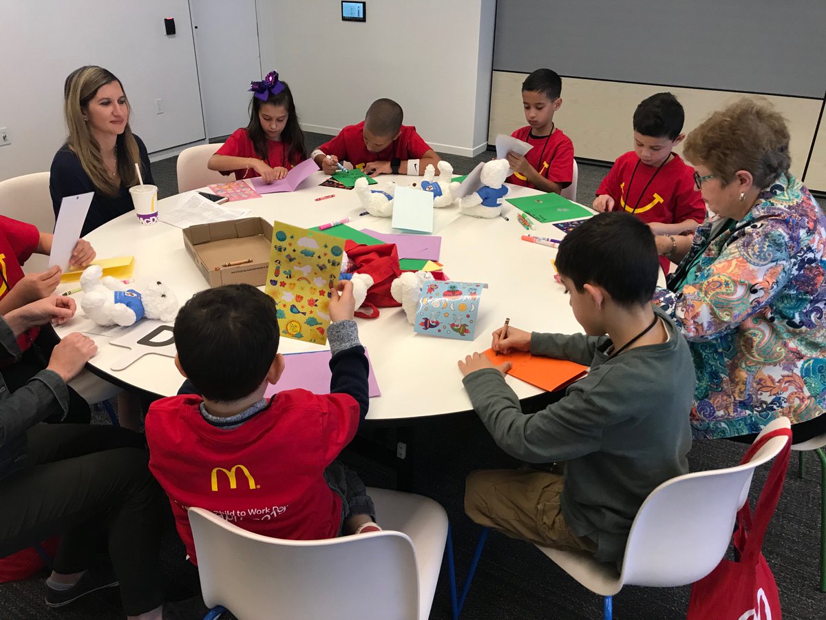 RMHGlobal's tweet image. Thank you @McDonaldsCorp for including RMHC in today's Bring Your Child to Work Day festivities! #TYKTWD #KeepingFamiliesClose