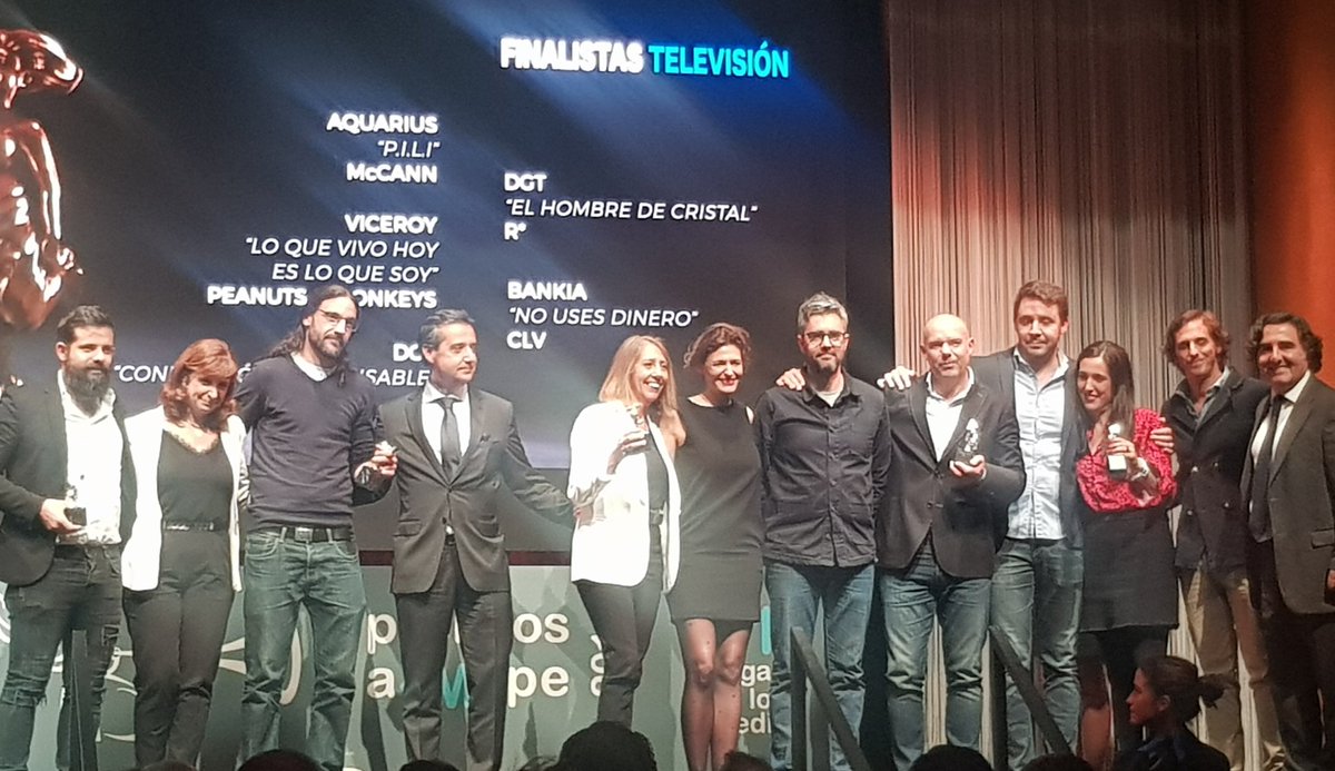 Sólo quedan dos #ampedeoro...
Y en #PremiosAmpe 2019 TELEVISIÓN el ganador es "P.I.LI" <a href="/McCann_Spain/">McCannSpain</a> para <a href="/Aquarius_Esp/">Aquarius España</a> #publicidad #premiosampe2019