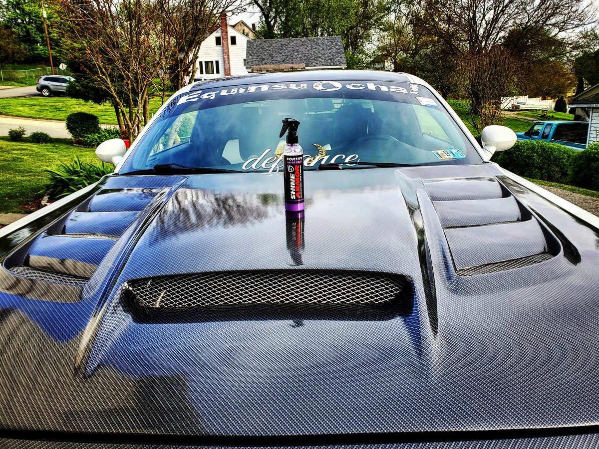 Get your shine on! #shinearmor #dodge #challenger #thatsmydodge #equinsuocha #shine #ceramic #spray #carbonfiber #Defiance #rippsuperchargers