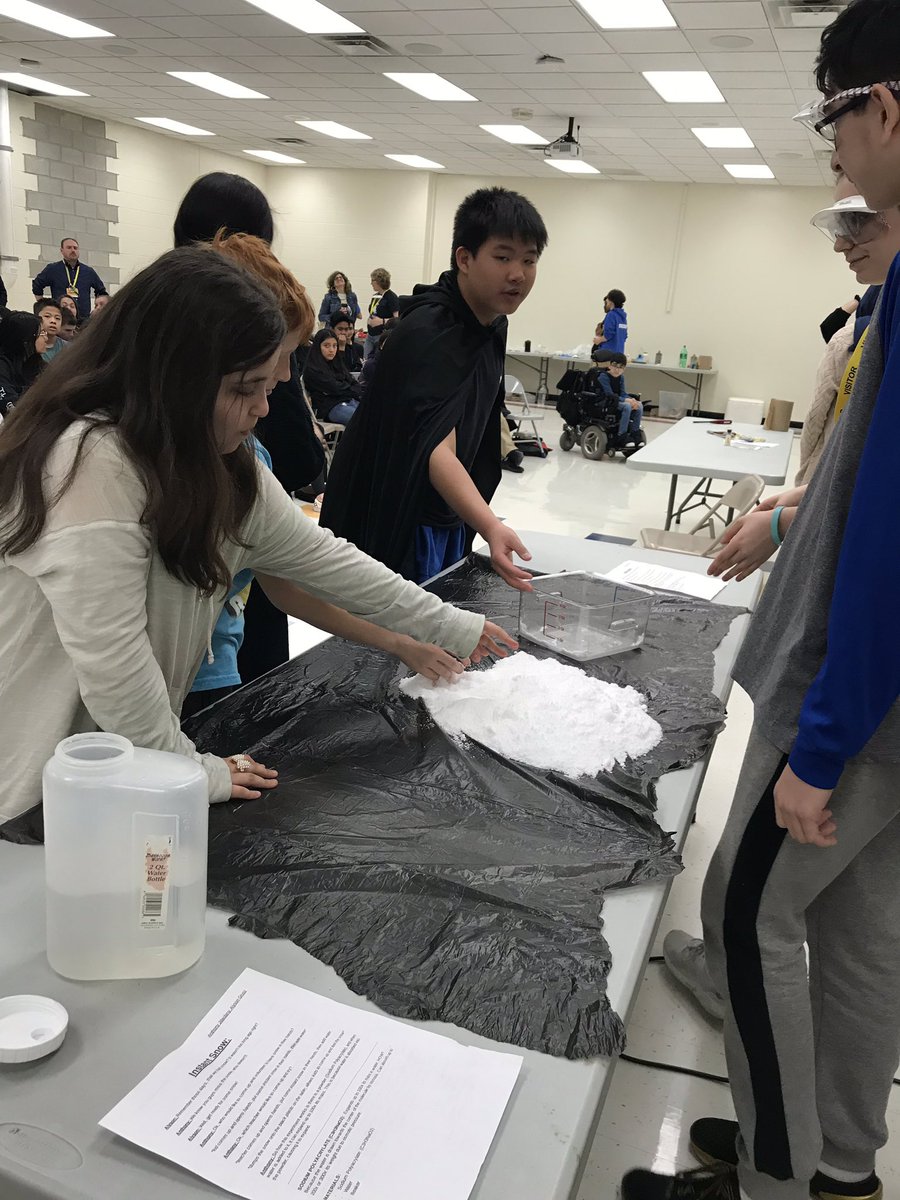 Students from the <a href="/Maine_East/">Maine East HS</a> Chemistry Plus group did some outstanding chemistry demos. Loved listening to them explain the science behind each experiment. Thank you for coming today! 🥽🧪🥼#63success <a href="/63to207/">63to207</a>