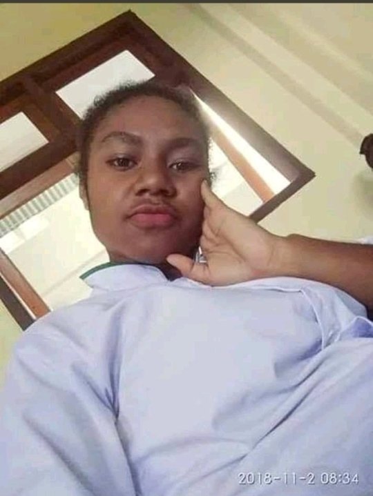 black sweet (@insostimika) on Twitter photo 