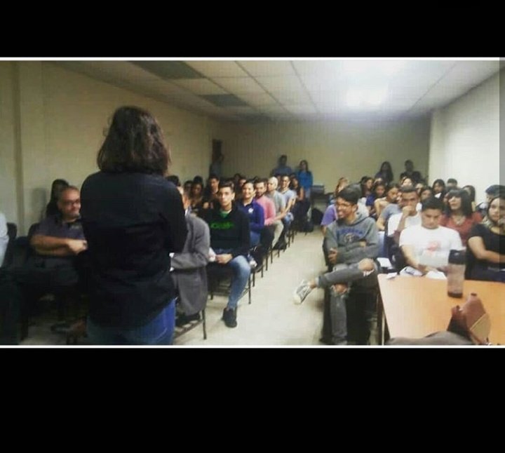 onixproject's tweet image. Luego, fuimos a la sede #Pzo de la UGMA, con una audiencia enorme y entusiasta de las #criptomonedas y el mundo #blockchain.

#onixcoin #bitcoin #fintech #blockchain #ONX #Vzla