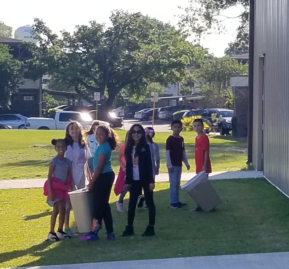 🎈🏅Glad to be able to celebrate such an awesome group of third grade kiddos....our very own "Earth People" keeping Greenwood Forest green! #GFEGreatness