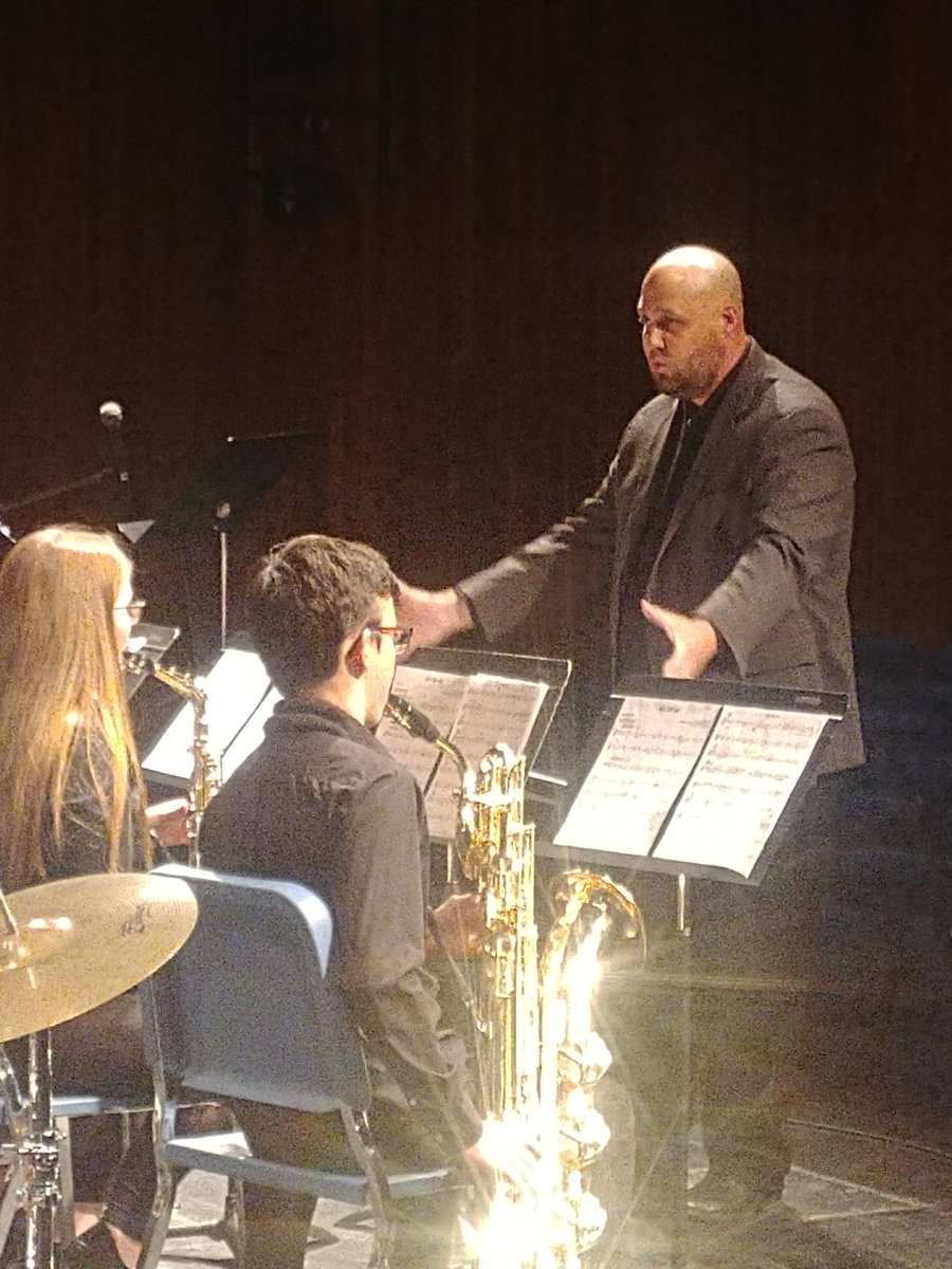 MusiFestFanfare's tweet photo. 🎵"Can't help falling in love"🎵 with @CHSSMusic College Heights Jazz Band. Great job students and Mr. Hannigan! So good! @rjhanny @musicfestcanada #sd57 https://t.co/Mip0NaKb1A