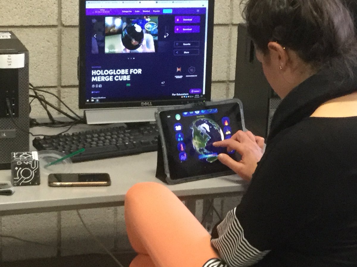 dytechnologist's tweet photo. Teachers trying out @MergeVR technology💃🏽💃🏽 #dyadvantage #dyrsd #dyschools #teachersusingtech https://t.co/KfV7zFi0Wf