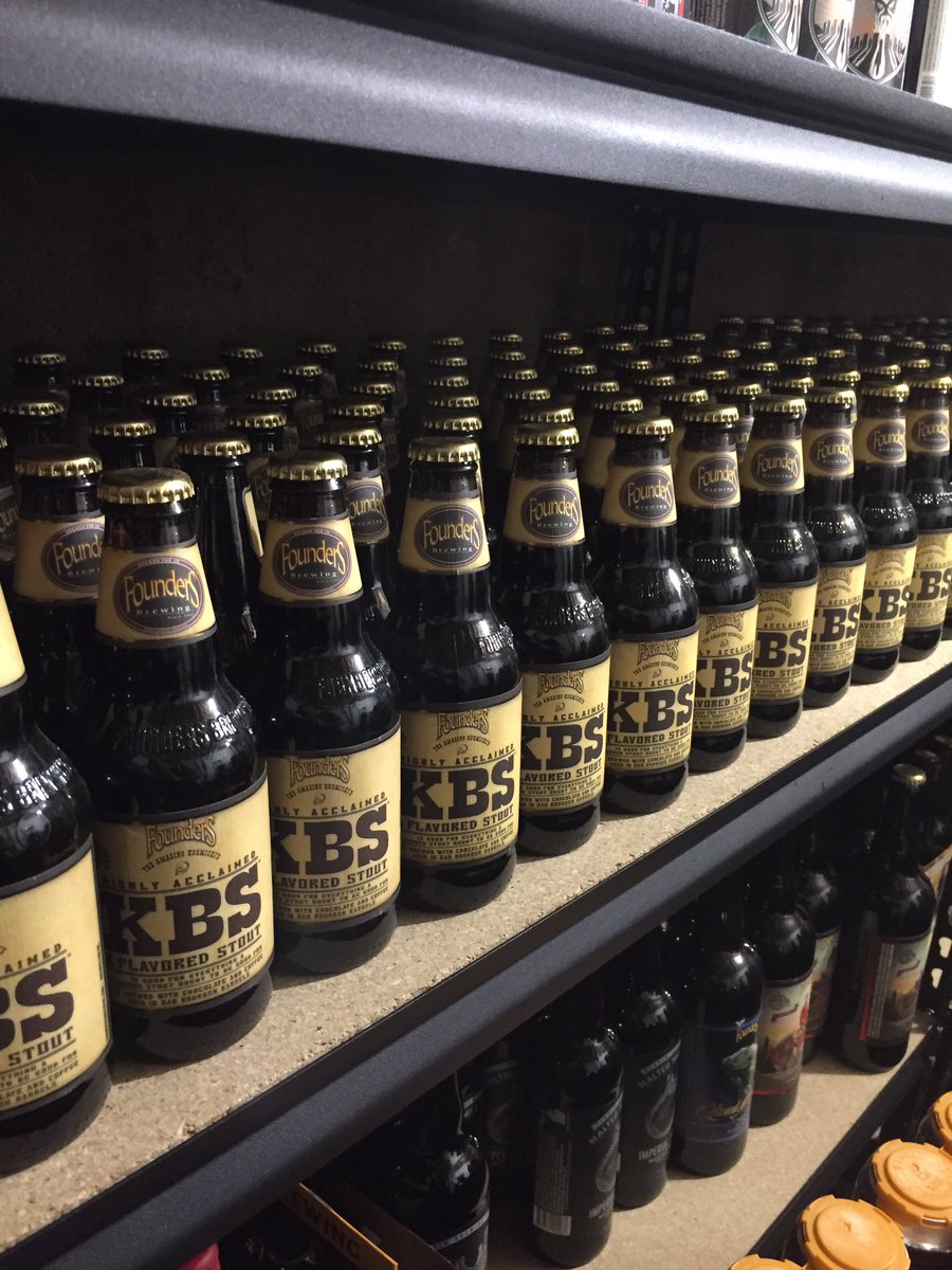 TheLocalMI's tweet photo. @foundersbrewing kbs 2017, 2018, and 2019! Because you can never have too much of a good thing!! #beerporn #drinklocalbeer #MIbeer #drinkup https://t.co/ZeccqVIRxW