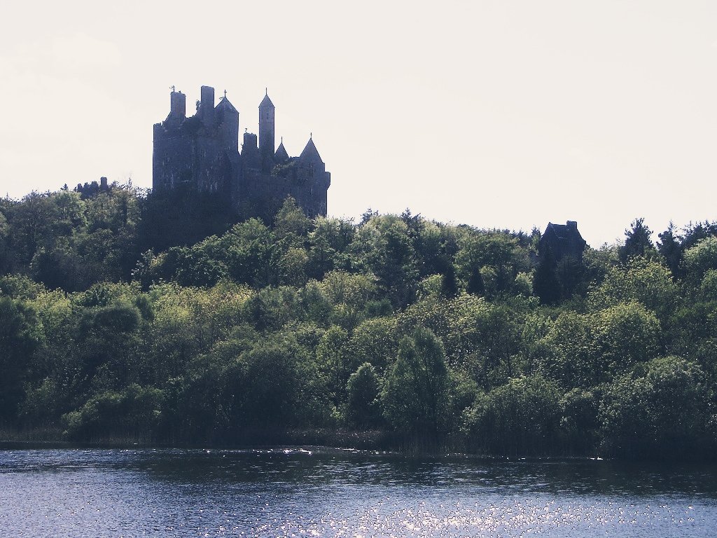 Ireland is full of amazing old ruins, some of them are very Dark Souls-esque 🤘💀