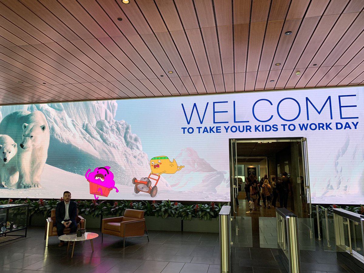 heycgt's tweet image. Literally so cute. #TYKTWD